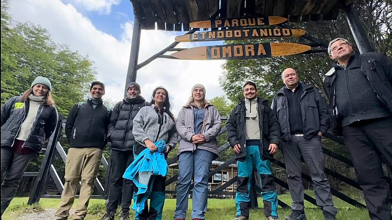 Avanzan gestiones de Bienes Nacionales para la conectividad, la cultura Yagán y la acción ante el Cambio Climático en Isla Navarino