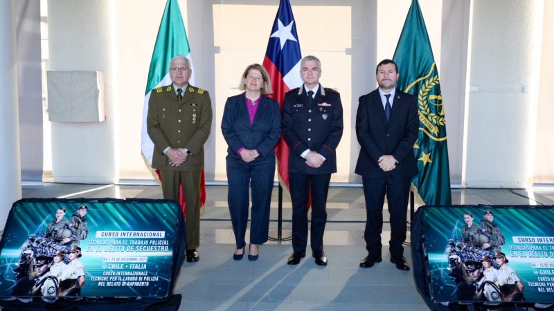 Carabineros de Chile y el arma de Carabinieri de Italia intercambian experiencias sobre el trabajo policial ante el delito de secuestro
