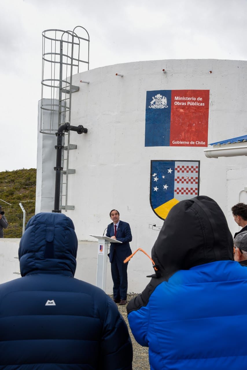 Inauguran suministro de agua potable para sectores periurbanos de Loteo Vrsalovic, Ojo Bueno y Calafate en Punta Arenas