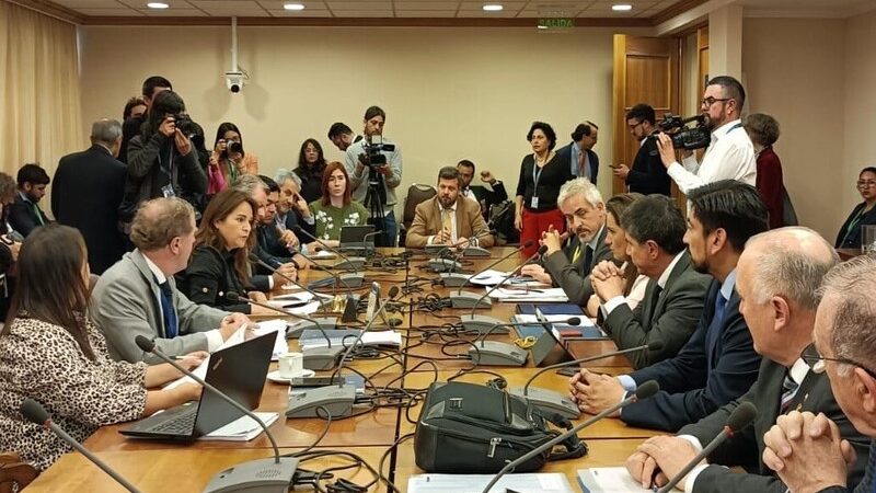 Comisión de Gobierno Interior de la Cámara de Diputados abordó junto al Ejecutivo la actual situación migratoria