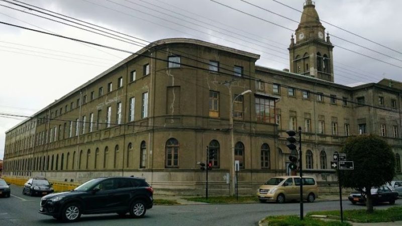 Despidos y acusaciones de discriminación de género sacuden Instituciones educativas de Punta Arenas