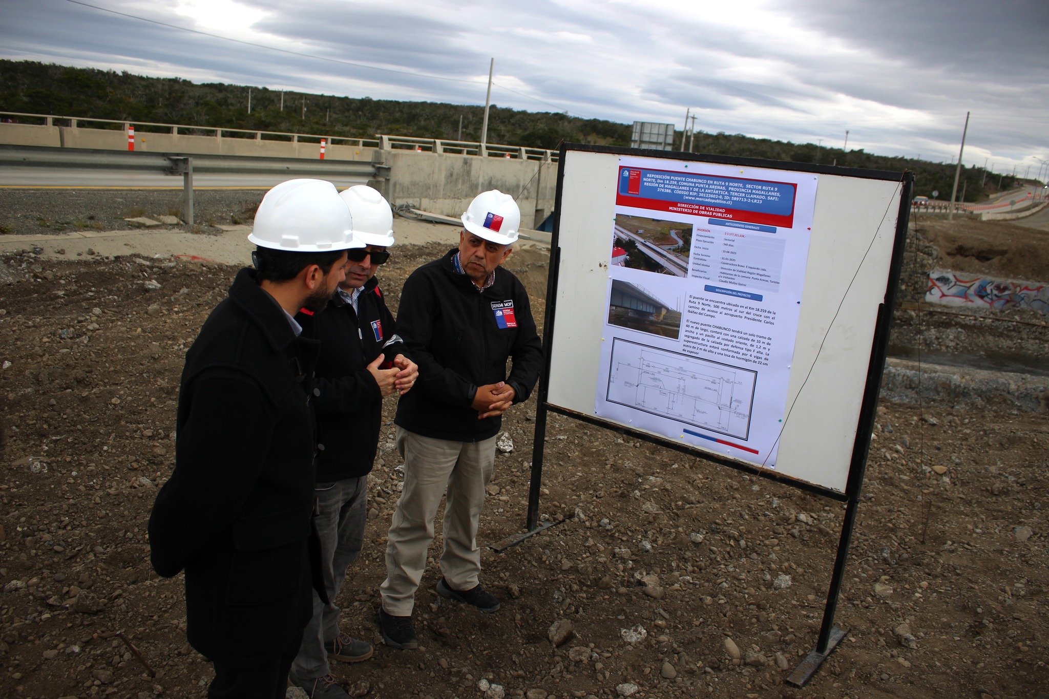 MOP Magallanes anuncia avance de obras a inicios del año 2024 | Reposición del puente Chabunco e iluminación al aeropuerto de Punta Arenas