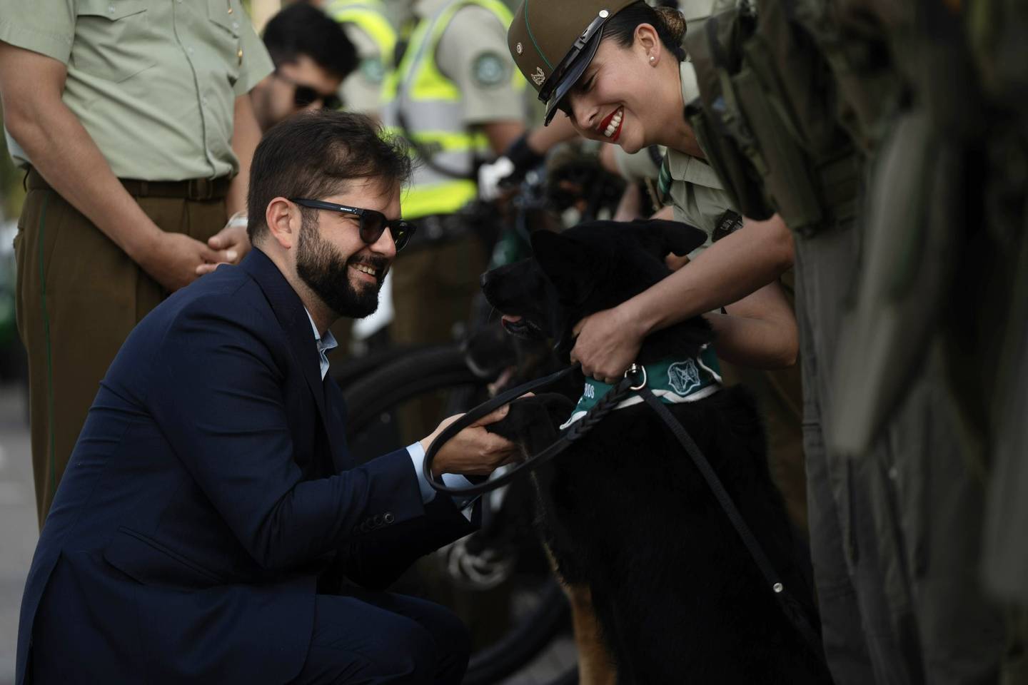 Presidente Gabriel Boric refuerza Plan Verano Seguro con entrega de 187 vehículos policiales para regiones