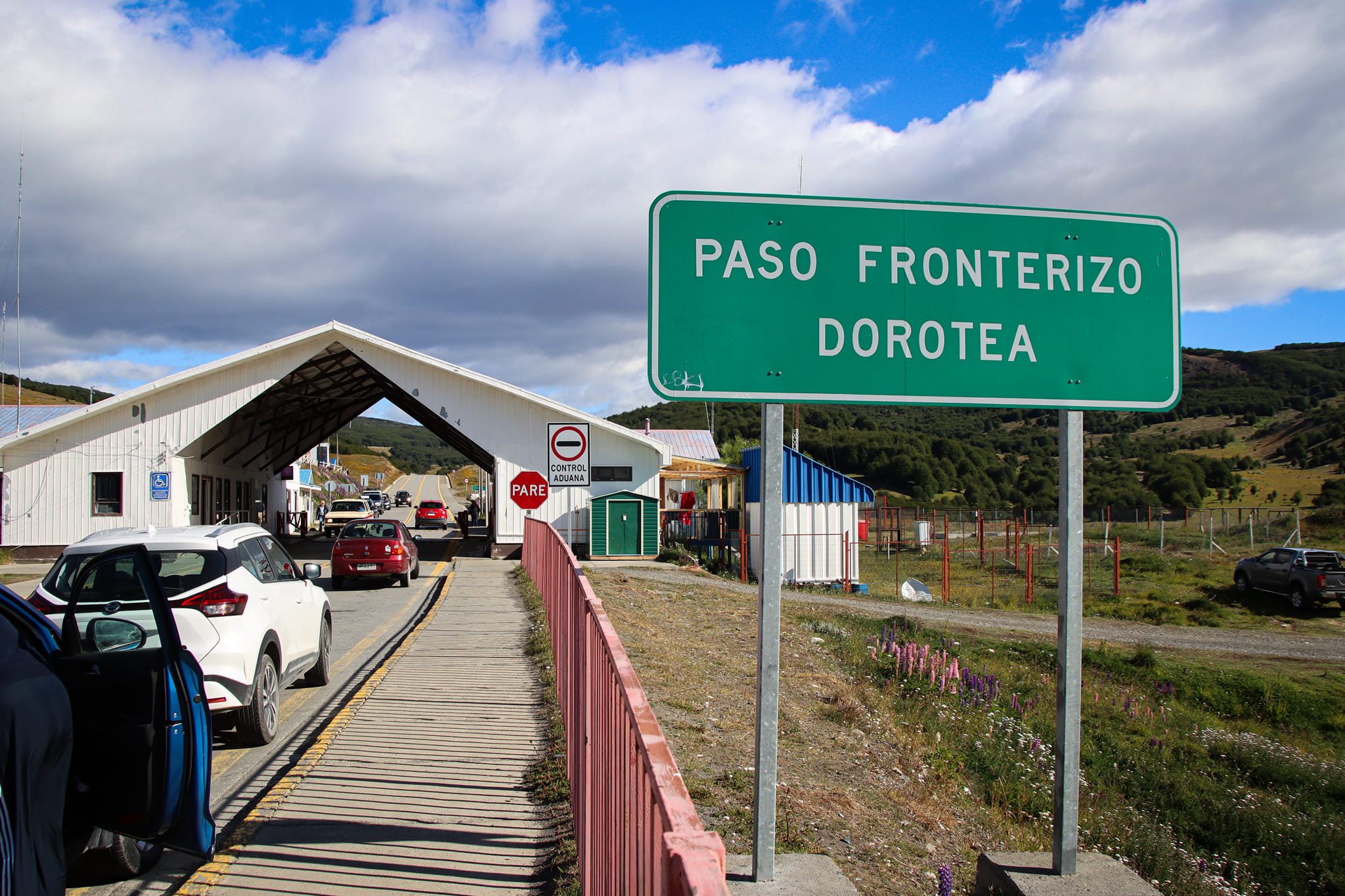 Autoridades destacan la implementación de reductores de velocidad en Complejo Fronterizo Dorotea en Ultima Esperanza