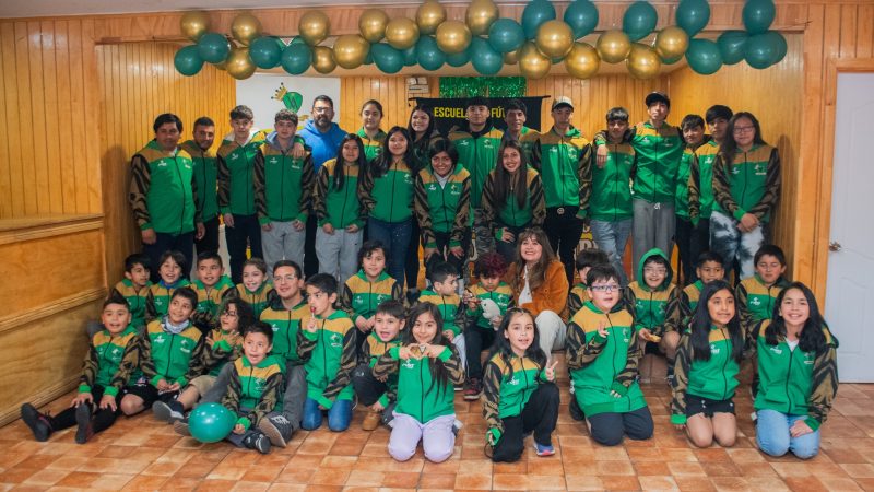 Cierre del proyecto FNDR de la Escuela de Fútbol Arturo Vidal de Puerto Natales