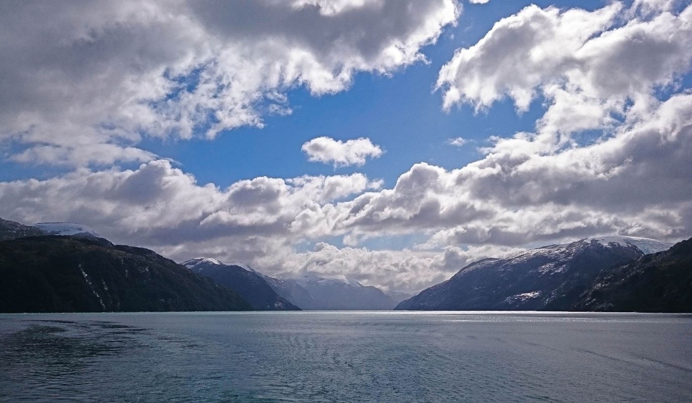 Chubascos ocasionales, vientos hasta 80 kmh y temperaturas hasta 20° C se pronostican este domingo 21 de enero en Magallanes