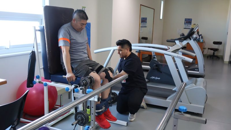 Servicio de Medicina Física y Rehabilitación “Jorge Díaz Bustamante” del Hospital Dr. Augusto Essmann Burgos registró un importante aumento de atenciones en kinesioterapia durante el año 2023