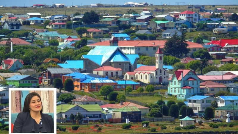 Nueva SEREMI de las Culturas de Magallanes anunció que trabajarán con el Centro de Creación Artística en Porvenir