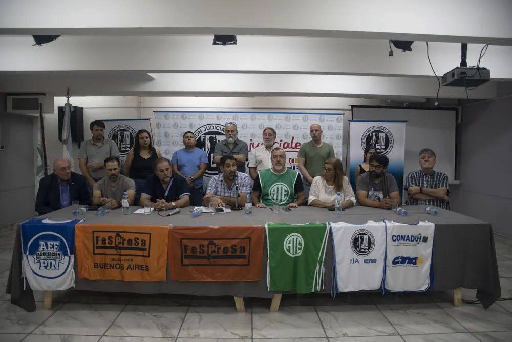 ATE, gremios de trabajadores públicos de Argentina anuncian movilización