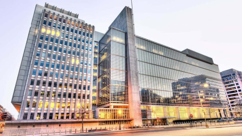 Banco Mundial prevé que América Latina crecerá un 2.4% en este año 2024