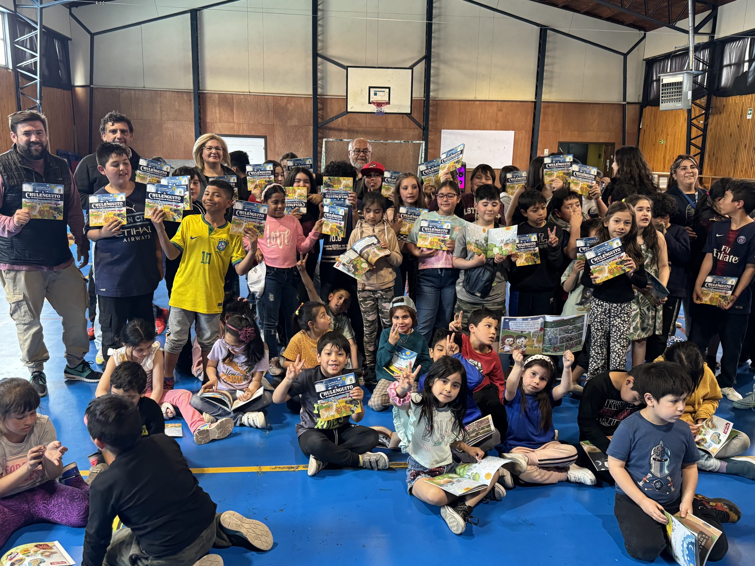 En el Día de la Educación Ambiental, ENAP  Magallanes entrega ejemplares del libro «Chulenguito»