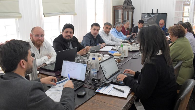 Sesionó en Punta Arenas Comité de Seguimiento a la Inversión Pública Regional en Magallanes