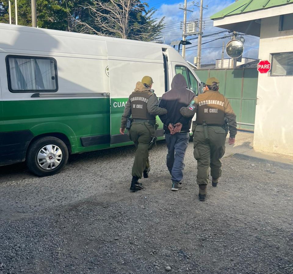 Un detenido por robo con intimidación en una bencinera esta madrugada en Punta Arenas