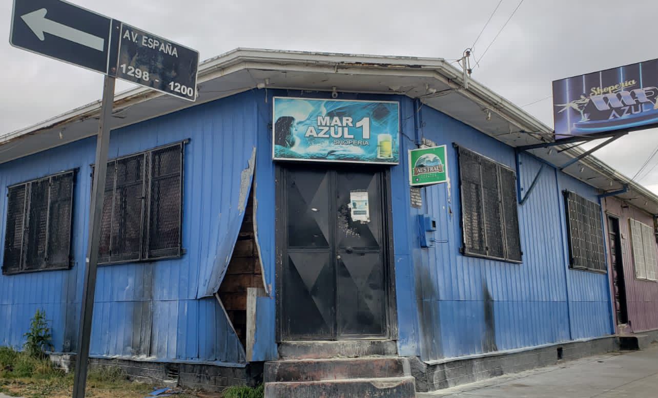 Se investiga ataque incendiario contra un local nocturno en Punta Arenas