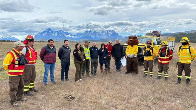 Campaña «Deja tus fósforos en casa» fue lanzada desde la comuna de Torres del Paine