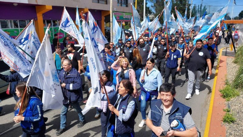 Masiva manifestación en Río Gallegos, Santa Cruz en el contexto del paro nacional en Argentina