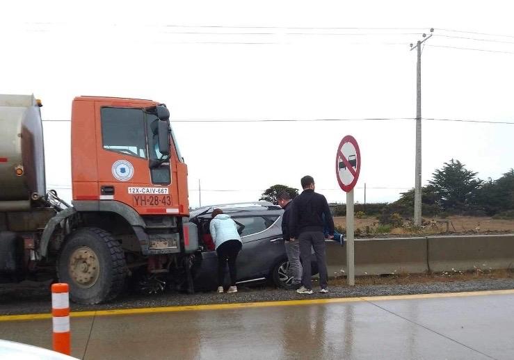 Colisión frontal en Ruta 9 Norte deja un conductor con lesiones graves