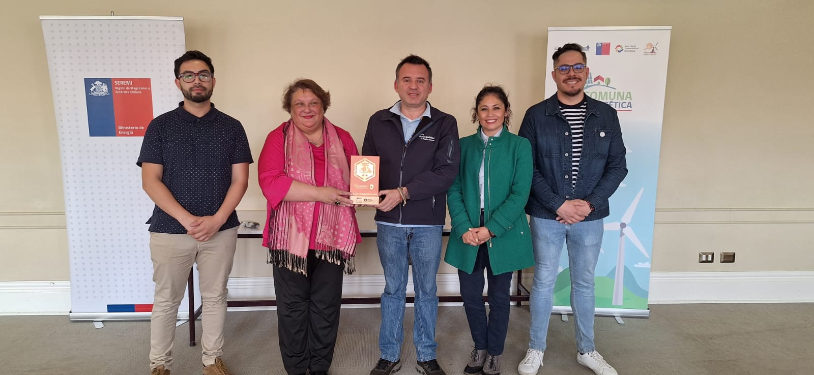 SEREMI de Energía de Magallanes entregó “Sello Comuna Energética Nivel Intermedio” a Municipalidad de Punta Arenas