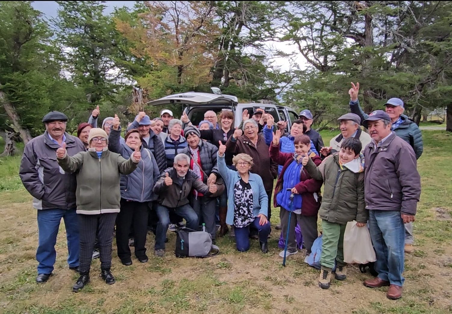 Exitoso Programa Vínculos en Natales finalizó con paseo de 40 personas mayores a Pingo Salvaje
