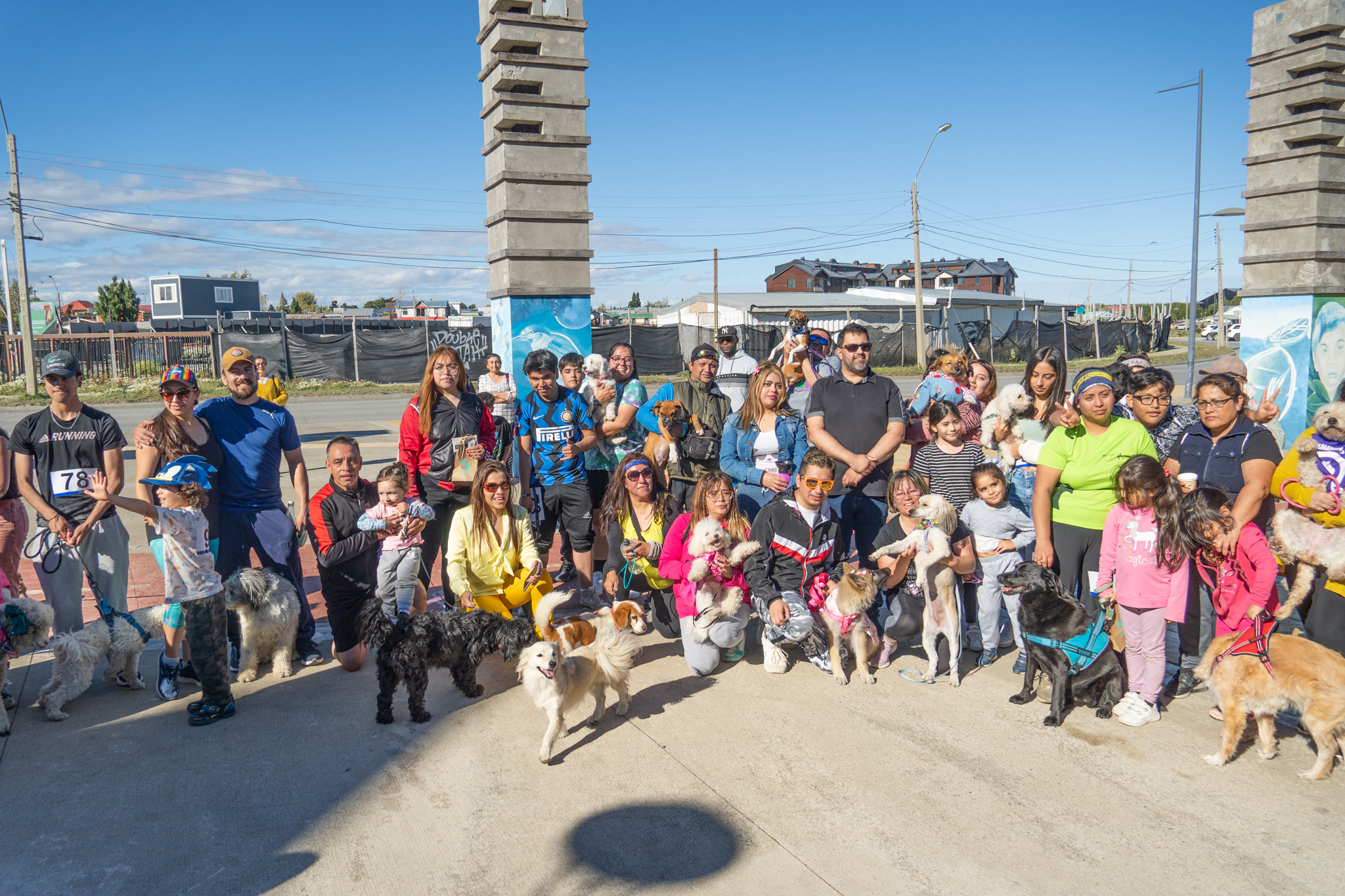 80 familias natalinas junto a sus perros disfrutaron de corrida recreativa “Yo Aperro con el Deporte”