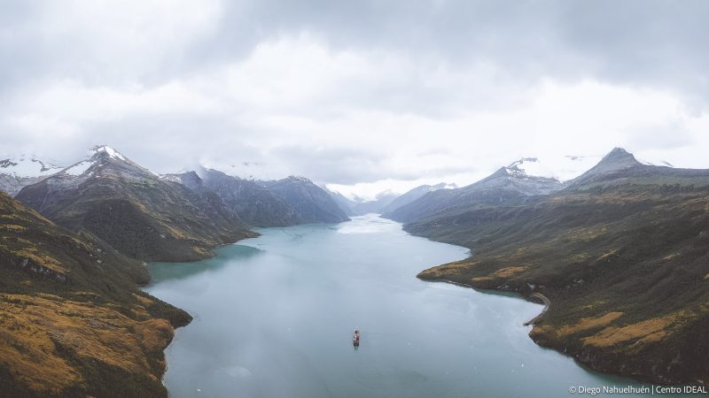 Inédito estudio detecta fuga natural de petróleo crudo en el estrecho de Magallanes