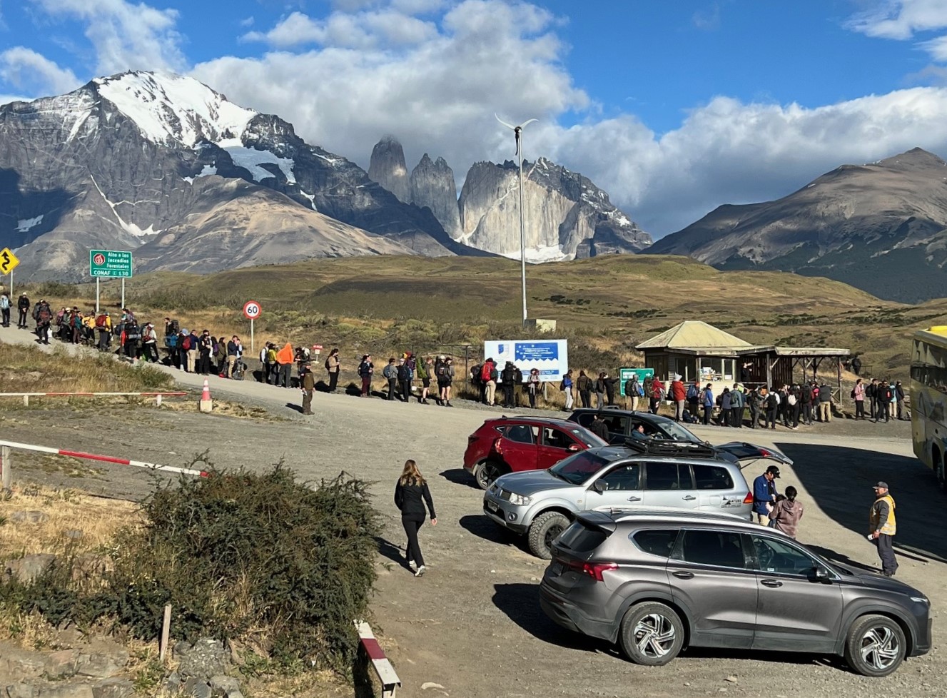 Programa de Fiscalización de la SEREMI de Transportes realiza controles vehiculares en Torres del Paine