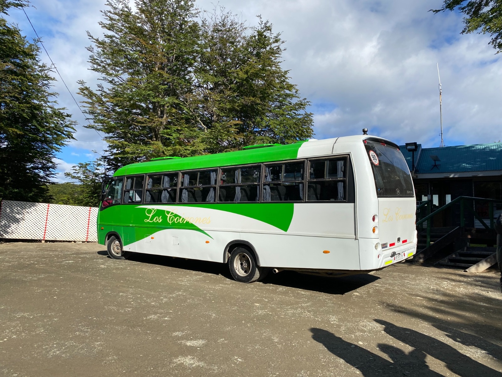 Seremi de Transportes y Telecomunicaciones invita a usar transporte rural para conocer parques y reservas de Magallanes