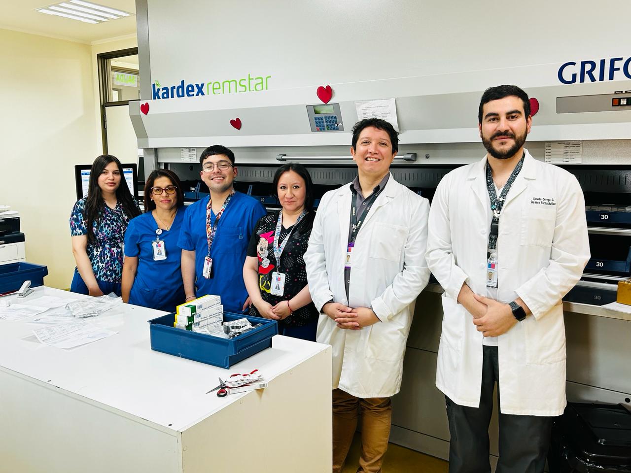 Servicio de Farmacia del Hospital Dr. Augusto Essmann Burgos de Puerto Natales refuerza estrategia de dispensación de recetas médicas en beneficio de la comunidad usuaria