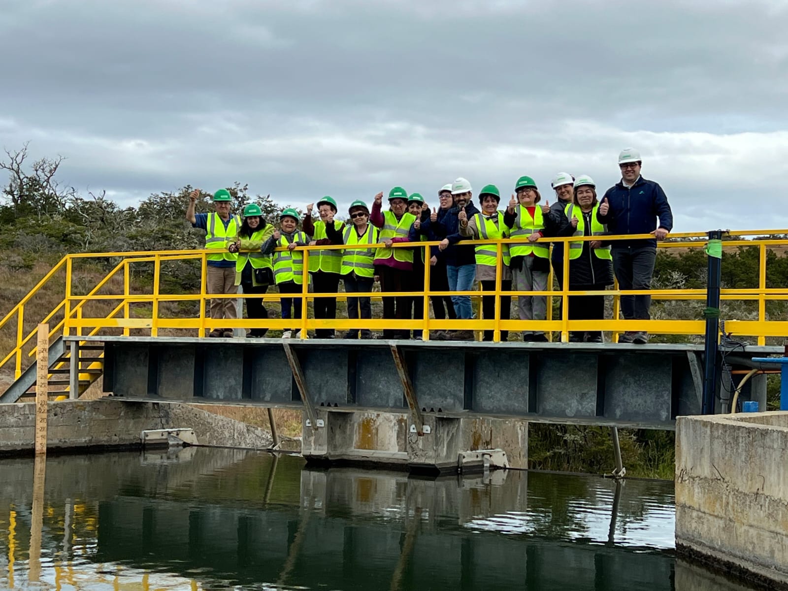 Adultos mayores recorrieron de punta a cabo proceso de producción de agua potable en Puerto Natales