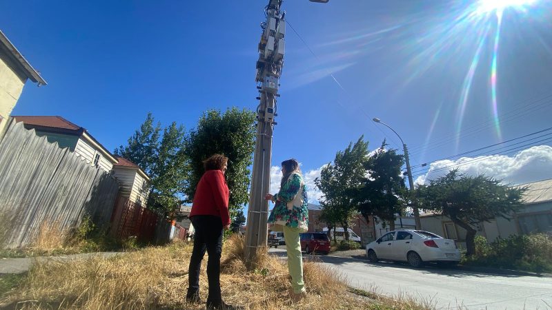 Antena instalada sin autorización en Puerto Natales fue desmantelada gracias a las gestiones de la Alcaldesa y la Junta Vecinal N° 1