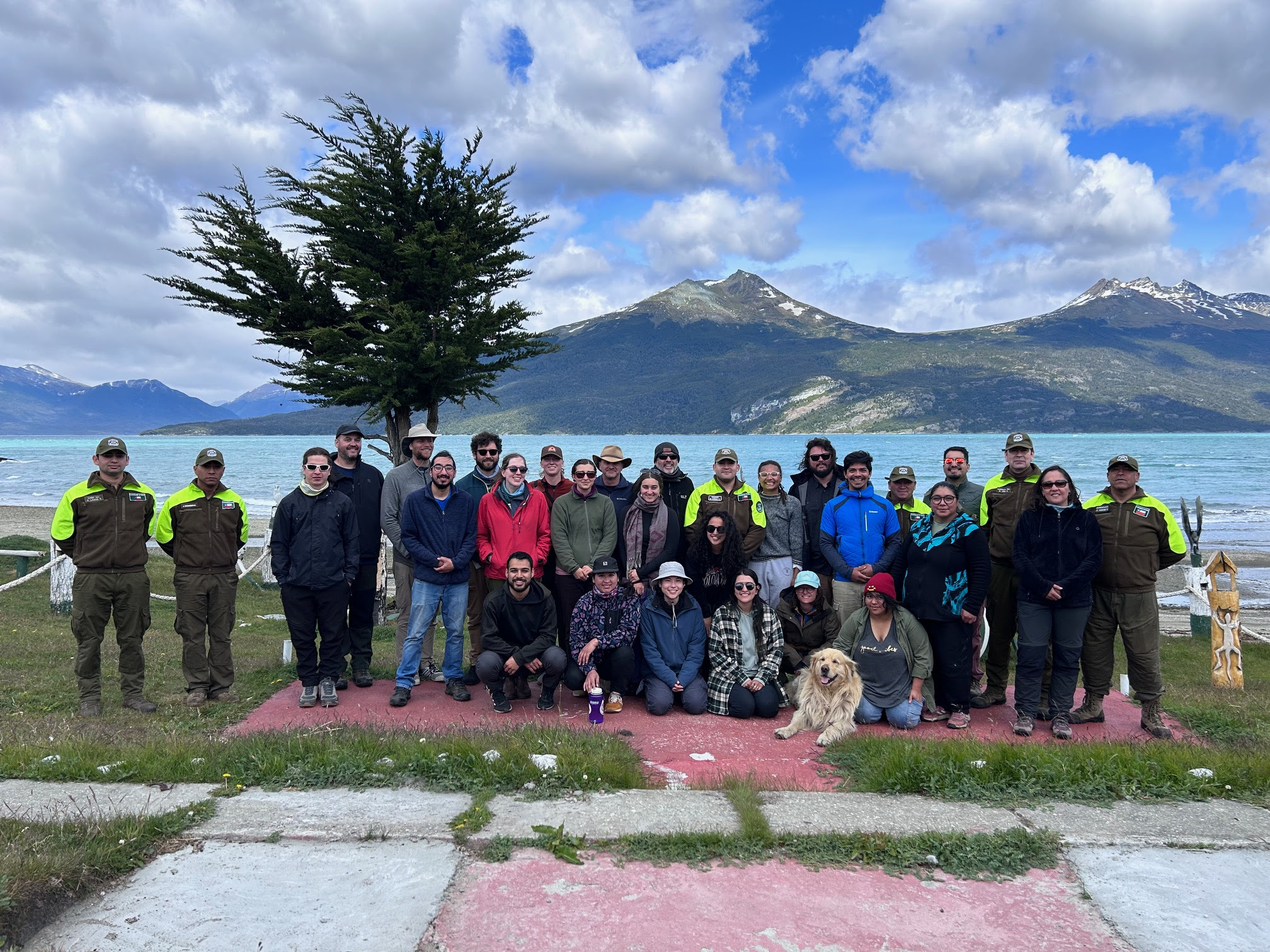 Con el apoyo de Carabineros, investigadores CHIC lideraron pasantía de estudiantes estadounidenses por Yendegaia, Tierra del Fuego