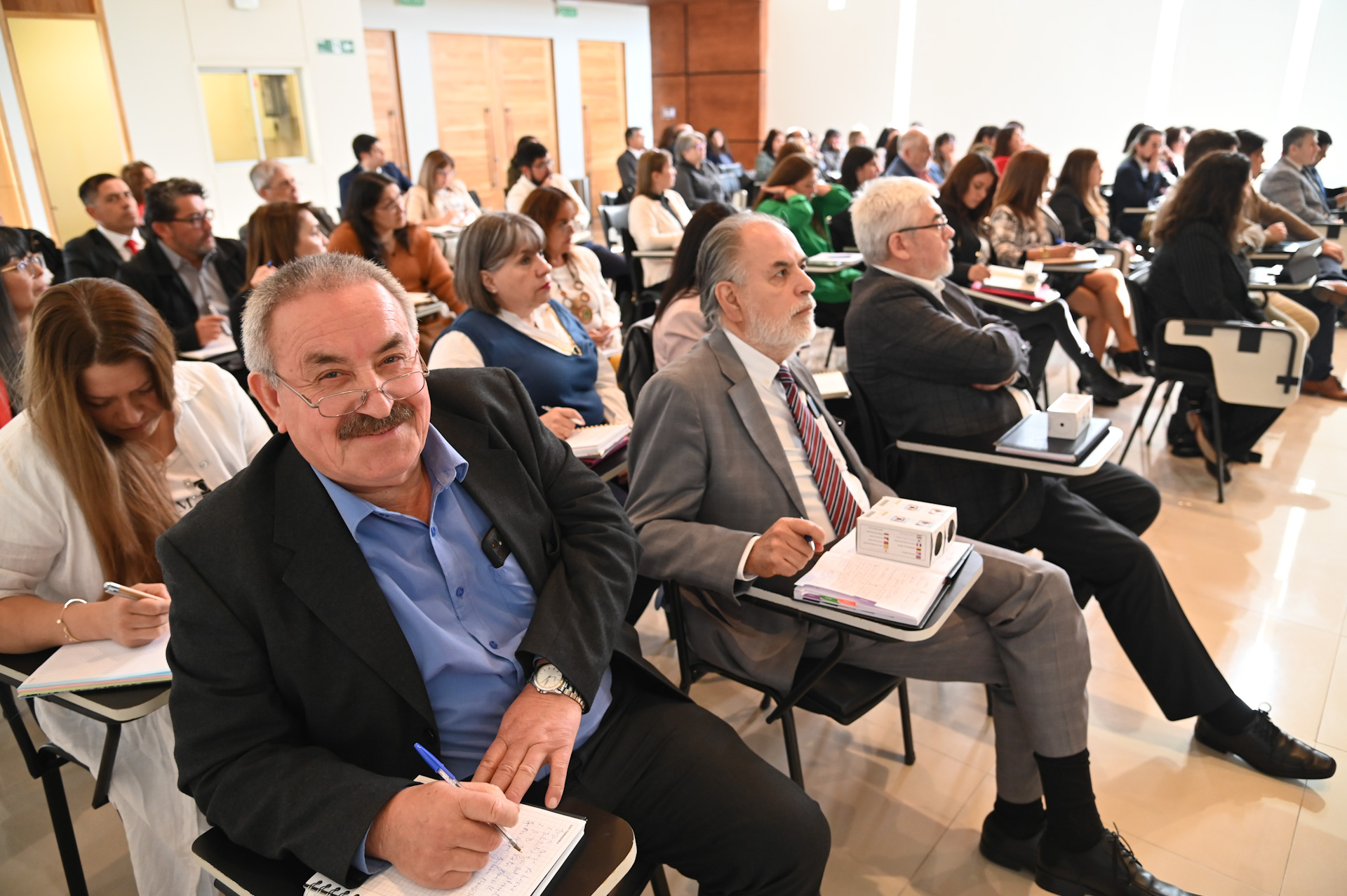 Por primera vez se reunieron Directoras y Directores de todos los establecimientos educacionales del SLEP Magallanes