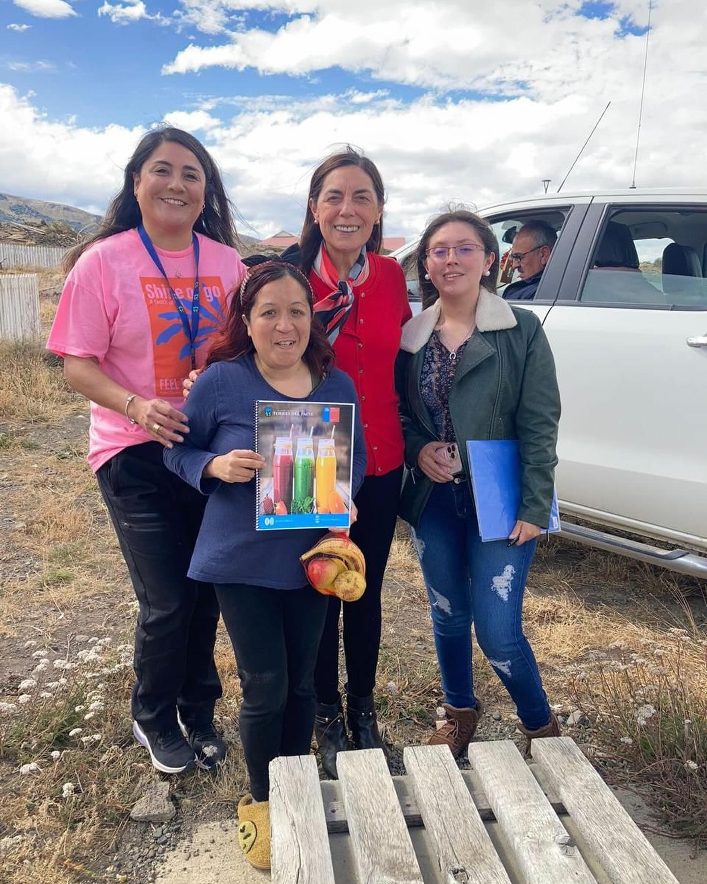 Municipio de Torres del Paine promueve en terreno la alimentación saludable