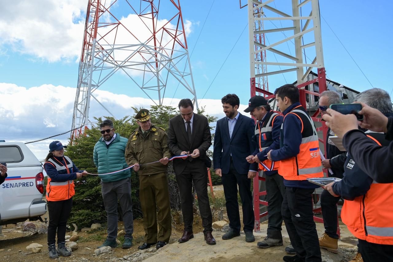 Inauguran nueva antena repetidora en Cerro Mirador de Punta Arenas
