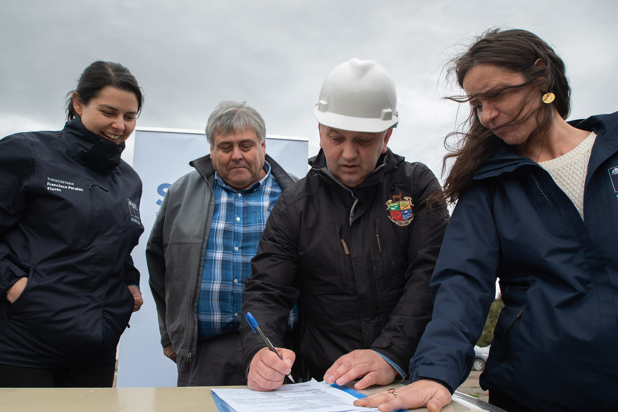 Autoridades visitan obras para el desarrollo de Pampa Guanaco en Tierra del Fuego