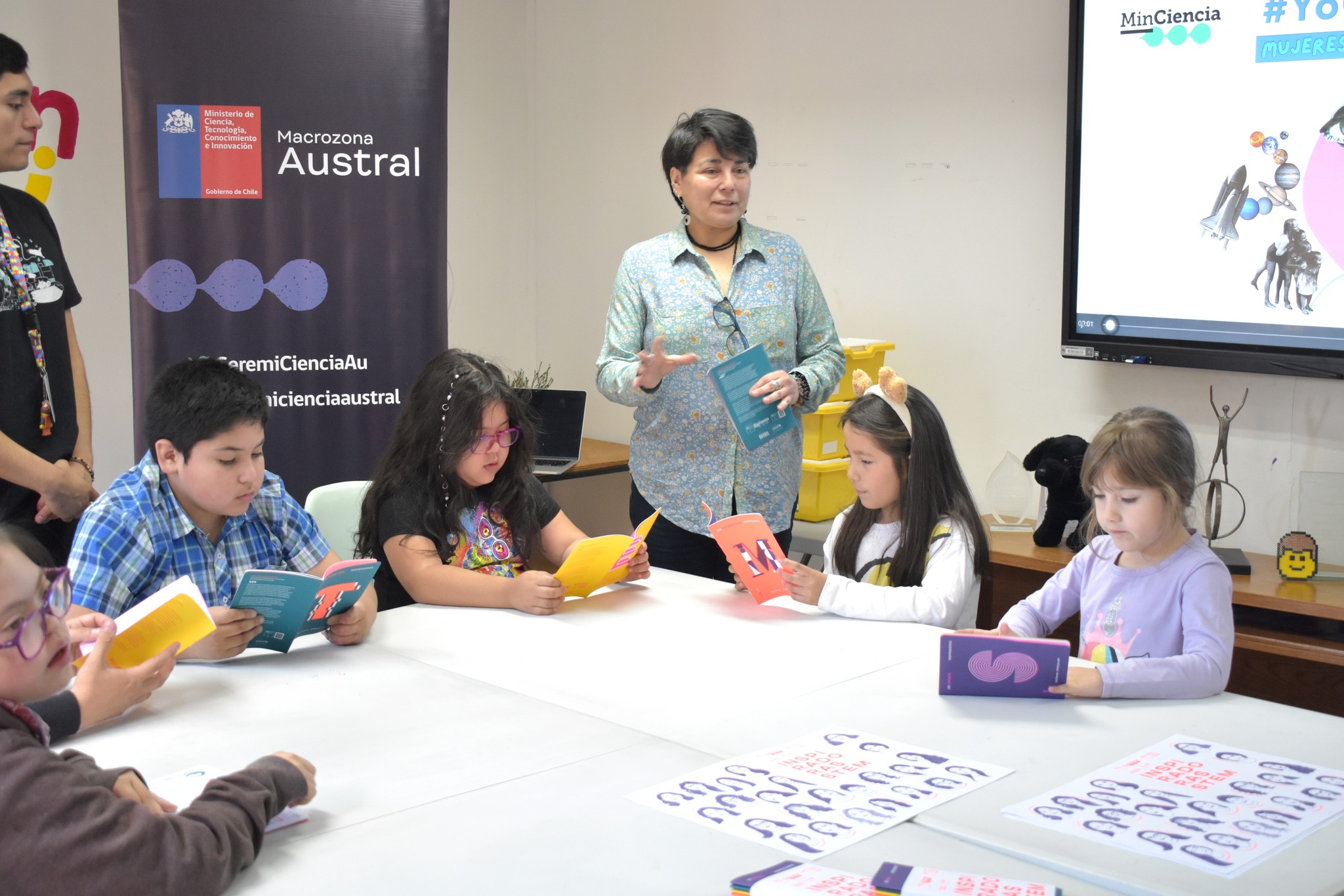 Con taller de programación y robótica con metodología Lego Terapia realizan lanzamiento de la campaña “Yo Quiero Ser: Mujeres y Niñas en la ciencia”