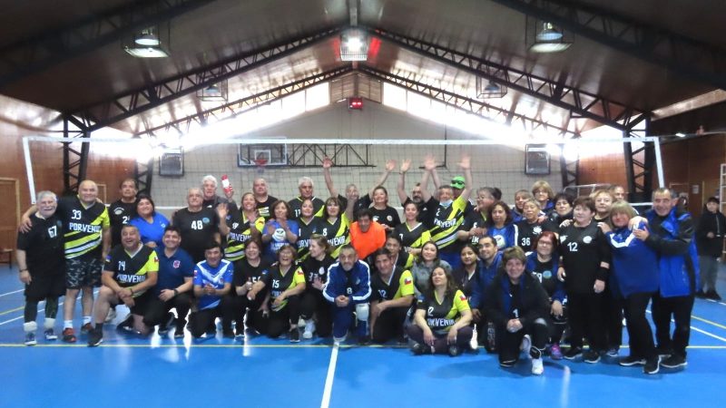 Exitosa Jornada de Voleibol Adulto Adaptado se realizó en Porvenir