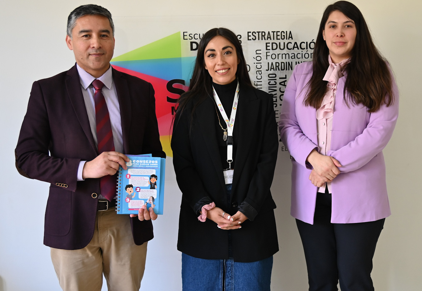 Defensoría de la Niñez y SLEP Magallanes promueven la formación en Derechos Humanos en las aulas