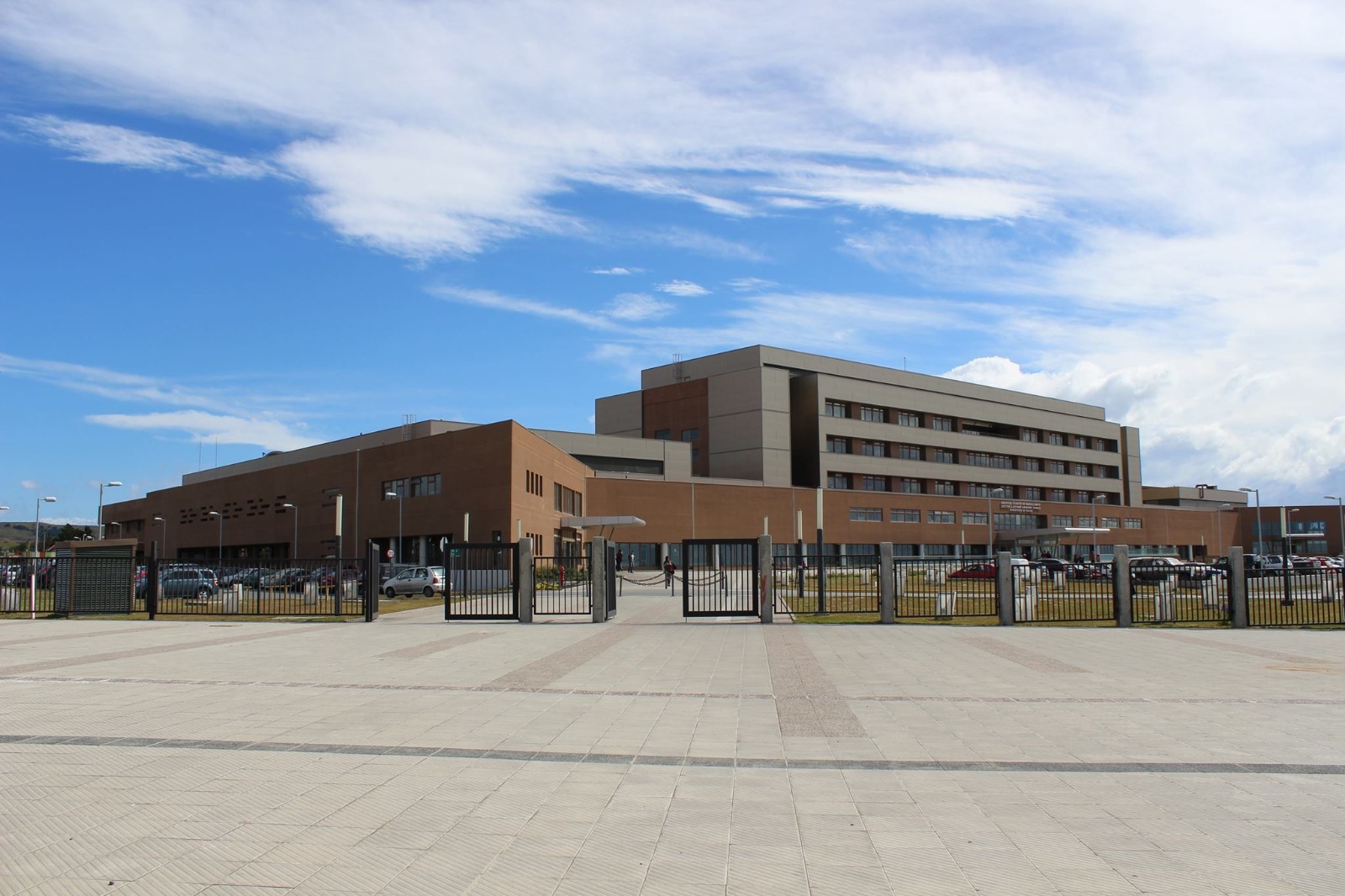 Pacientes oncológicos sobre falta transitoria de un médico Oncólogo en el Hospital Clínico Magallanes | «No es verdad que llevemos un mes sin atenciones ni tratamientos»