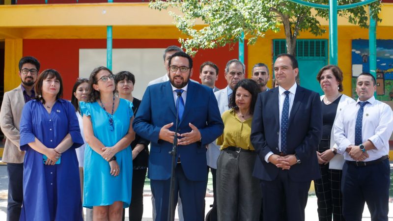 Alza en puntajes SIMCE muestra primeros síntomas de recuperación de aprendizajes pos pandemia, señala Ministro de Educación Nicolás Cataldo