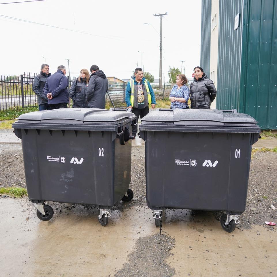 Municipio inició recambio de contenedores de residuos en la ciudad