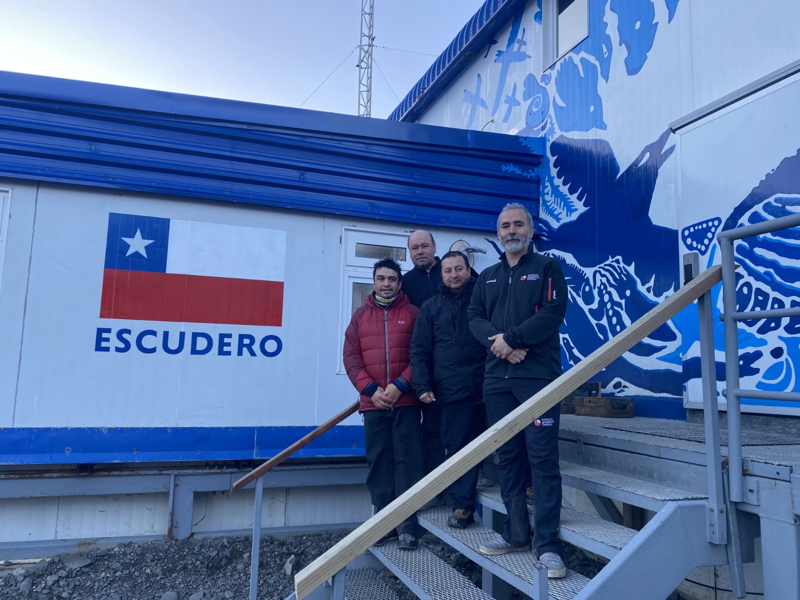 Determinante apoyo del Estado facilitará nuevas operaciones científicas y turísticas en la Antártica Chilena | Tercera visita al continente blanco en este siglo por parte de Bienes Nacionales