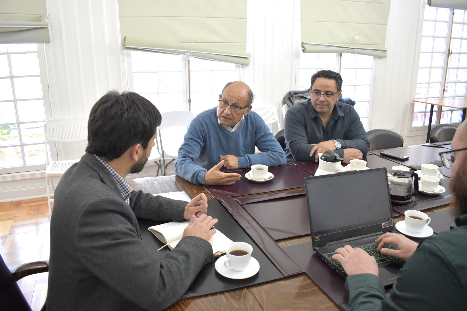 Delegado Presidencial recibe a directivos de EPA Austral