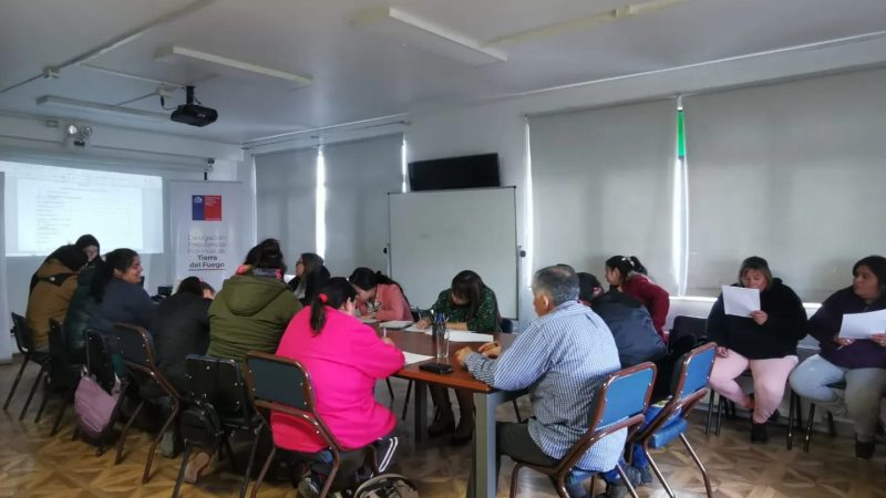 Emprendedoras y emprendedores indígenas fueguinos podrán postular a Fondo de Financiamiento de CONADI y la Delegación Presidencial de Tierra del Fuego