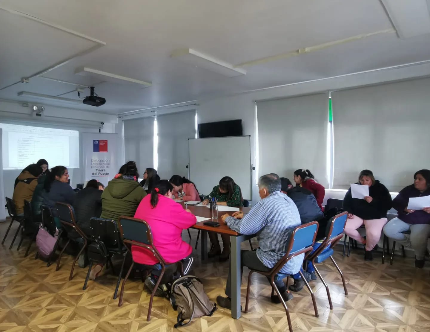 Emprendedoras y emprendedores indígenas fueguinos podrán postular a Fondo de Financiamiento de CONADI y la Delegación Presidencial de Tierra del Fuego
