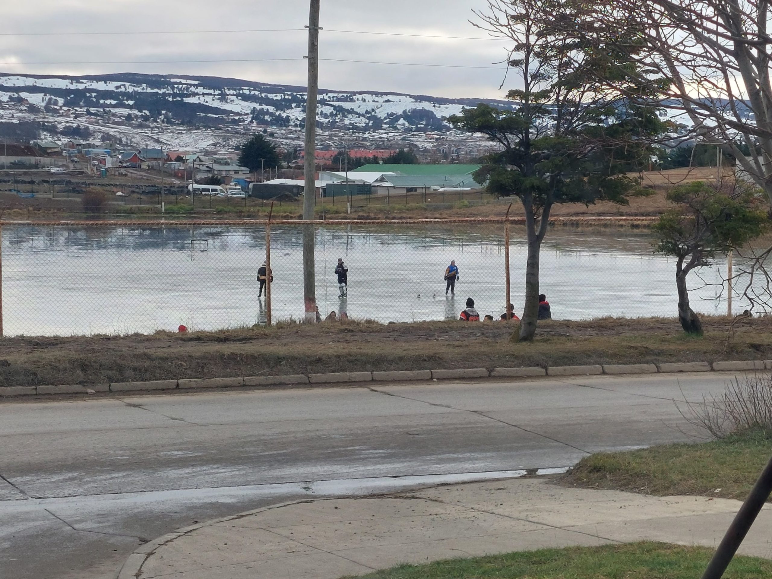 Agrupación Ecológica Patagónica responde a “infundadas aseveraciones” del alcalde Radonich sobre la administración de la Laguna Pudeto