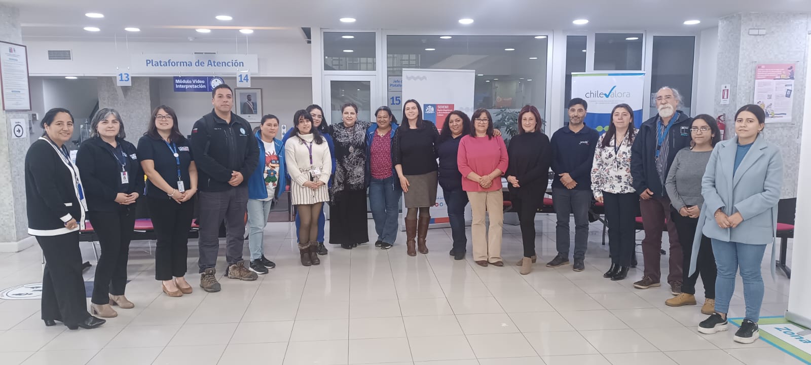 Despliegan servicios del Ministerio del Trabajo para apoyar a ex trabajadores/as de siniestrada empresa Entrevientos