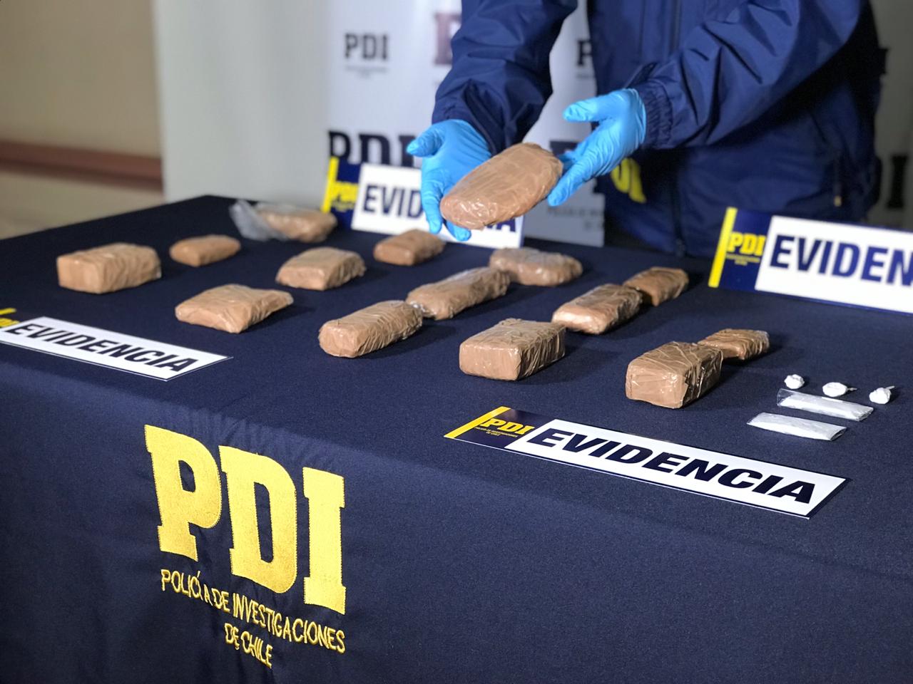 PDI Puerto Natales materializó la expulsión de dos ciudadanos extranjeros