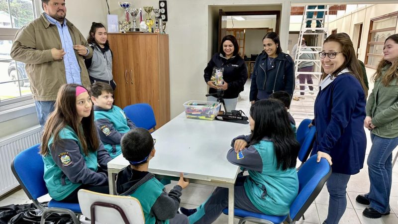 Primer día de clases en la comuna de Río Verde