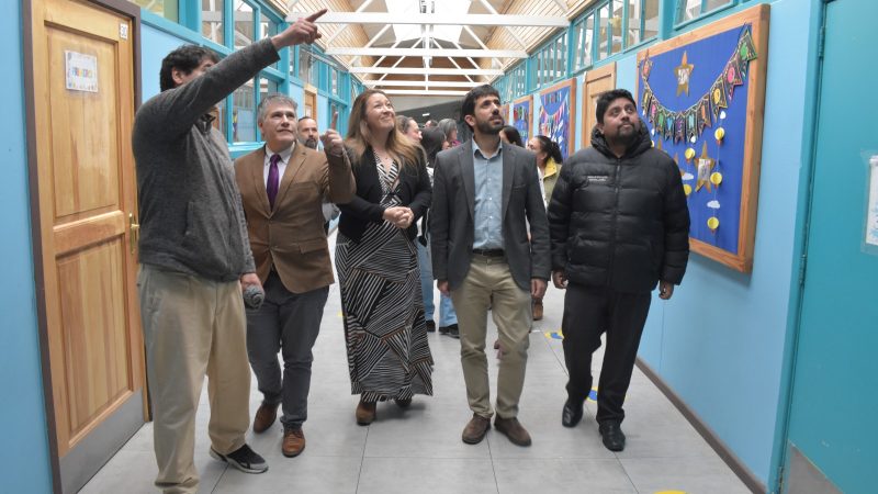 Estado destina $ 142 millones para modernizar sistema eléctrico en la escuela Elba Gómez de Río Seco
